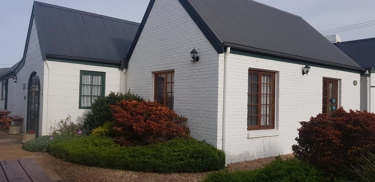 Richmond Barracks cabañas Exterior foto